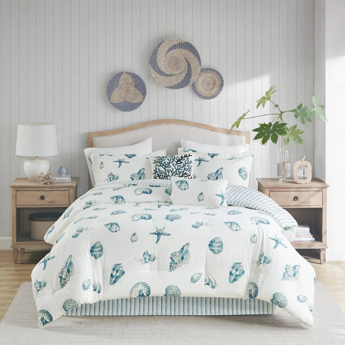 Coastal Reversible Comforter Set 4 Piece J251946