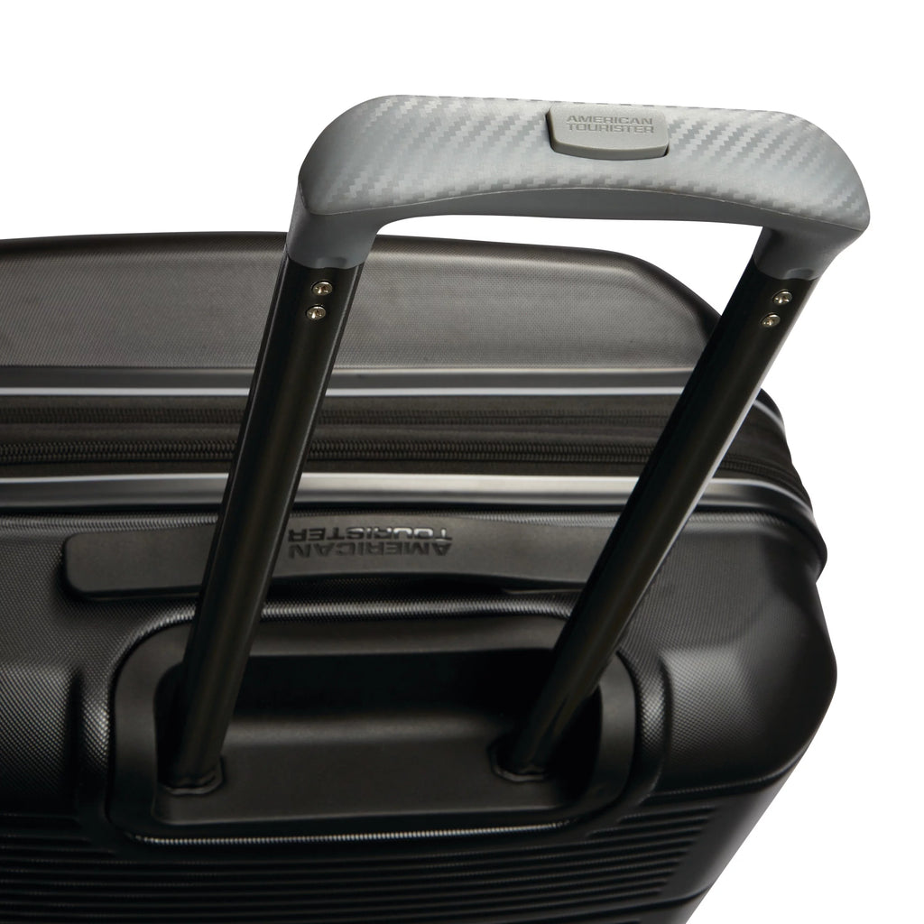 Hardside Medium Checked Spinner Luggage Jet Black S8516