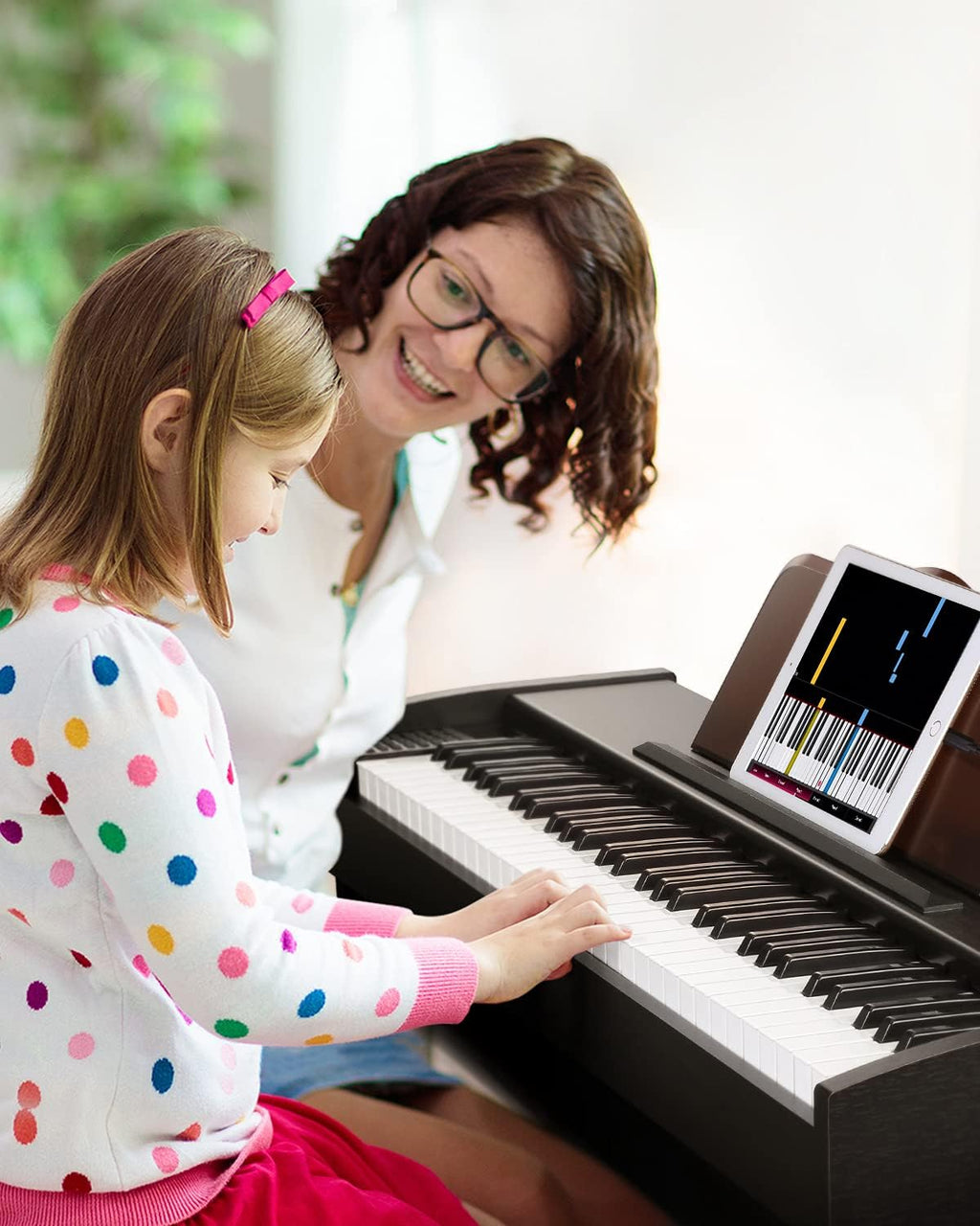 61 Key Full Size Digital Piano with Sustain Pedal & Music Stand Z220