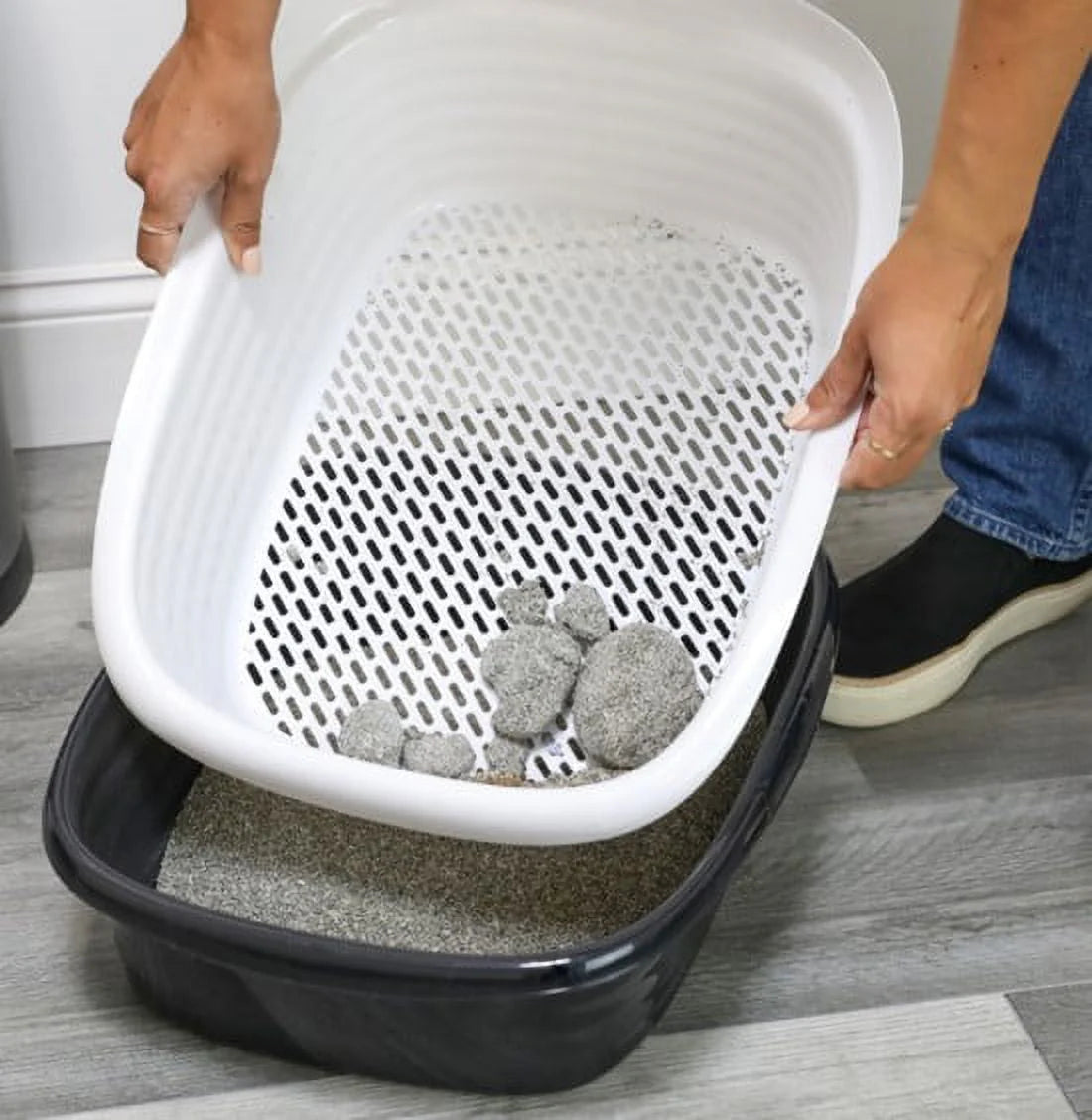 2 Open Top Plastic Cat Litter Pans and Tray, Large, Black B911