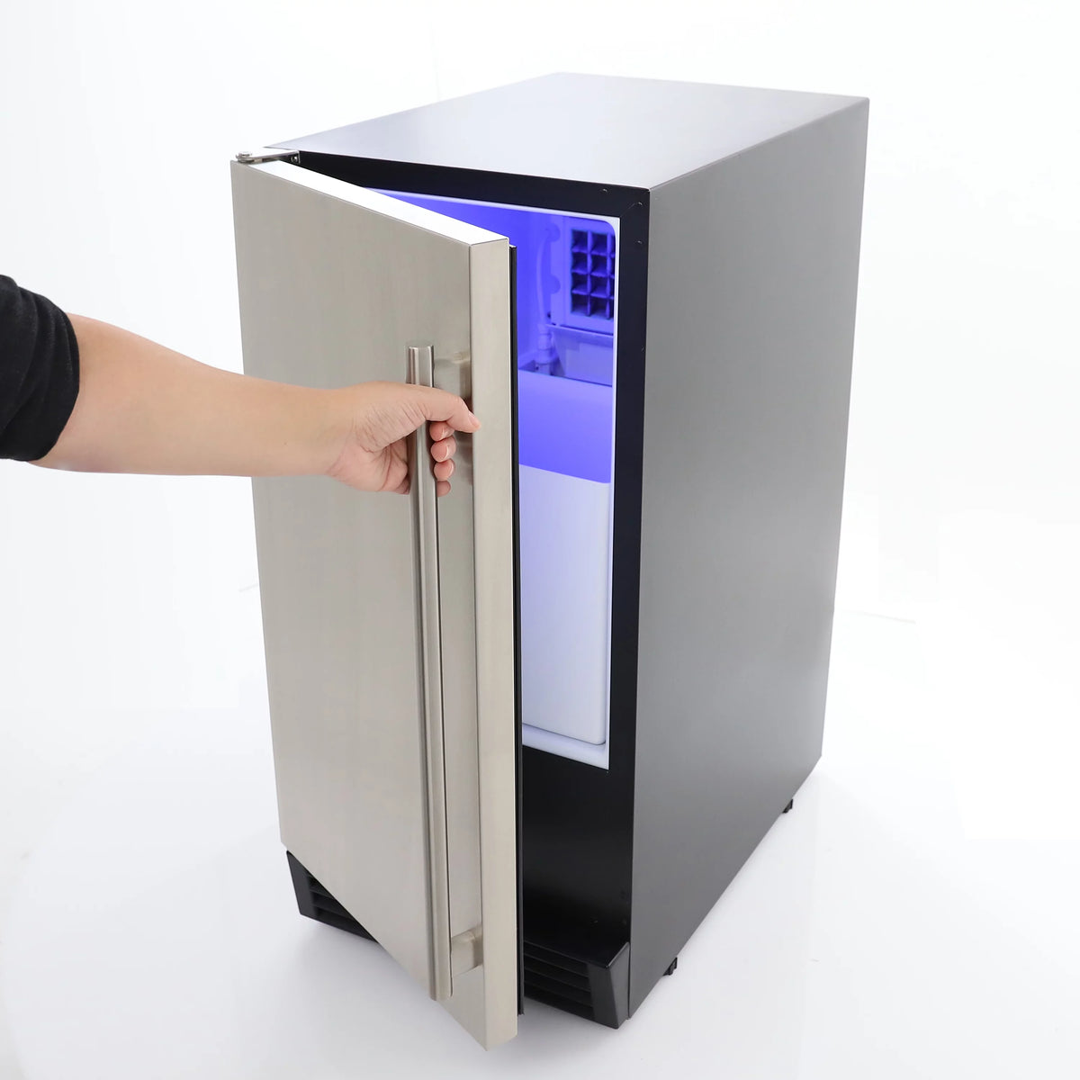 Built-In Indoor Clear Ice Machine R14452
