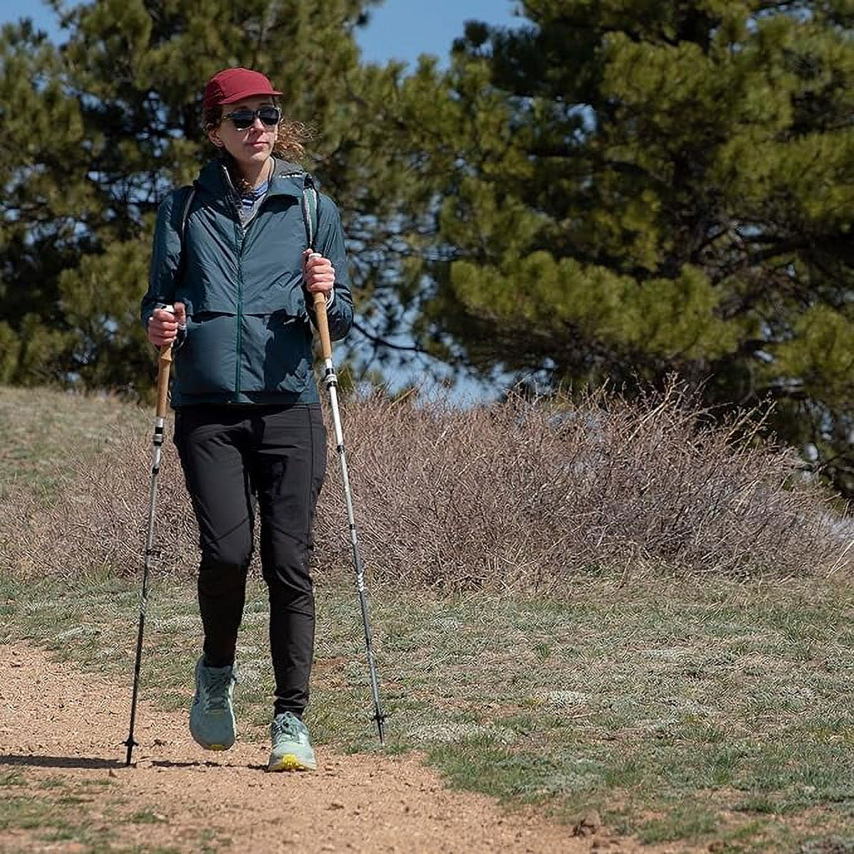 Carbon Trekking Poles Walking Hiking Sticks Q233659